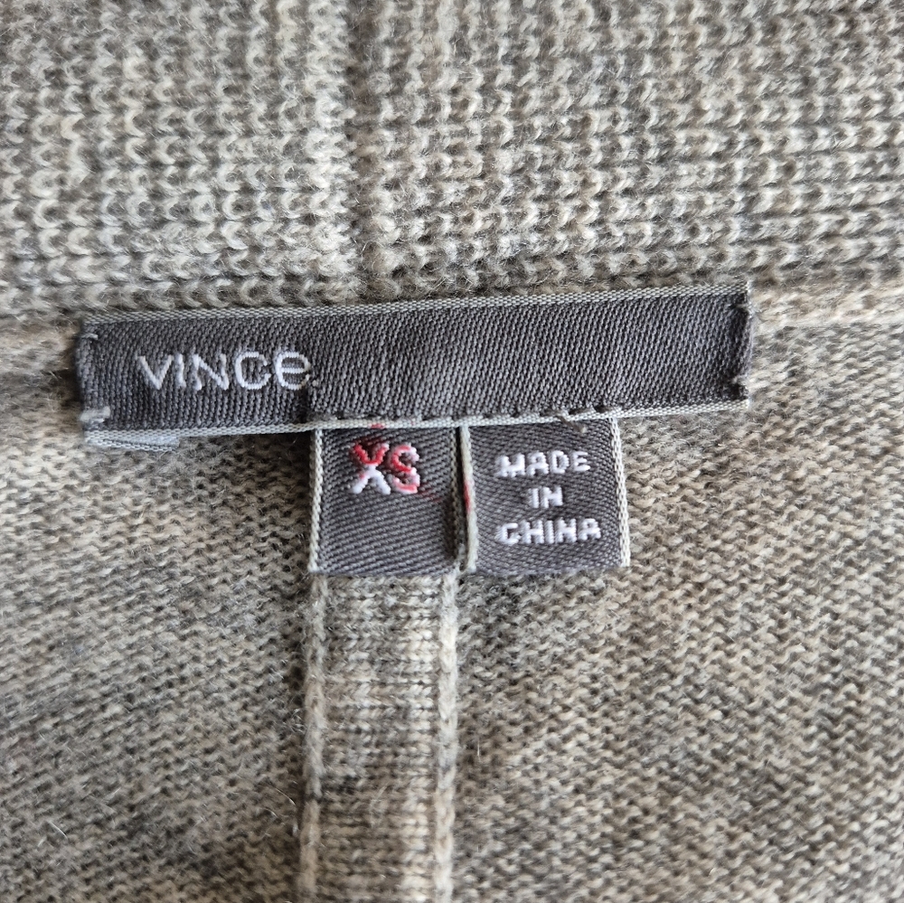Vince Sweater Gray Wool & Cashmere Cardigan Vest Sleeveless Open Front Size XS - Picture 5 of 8